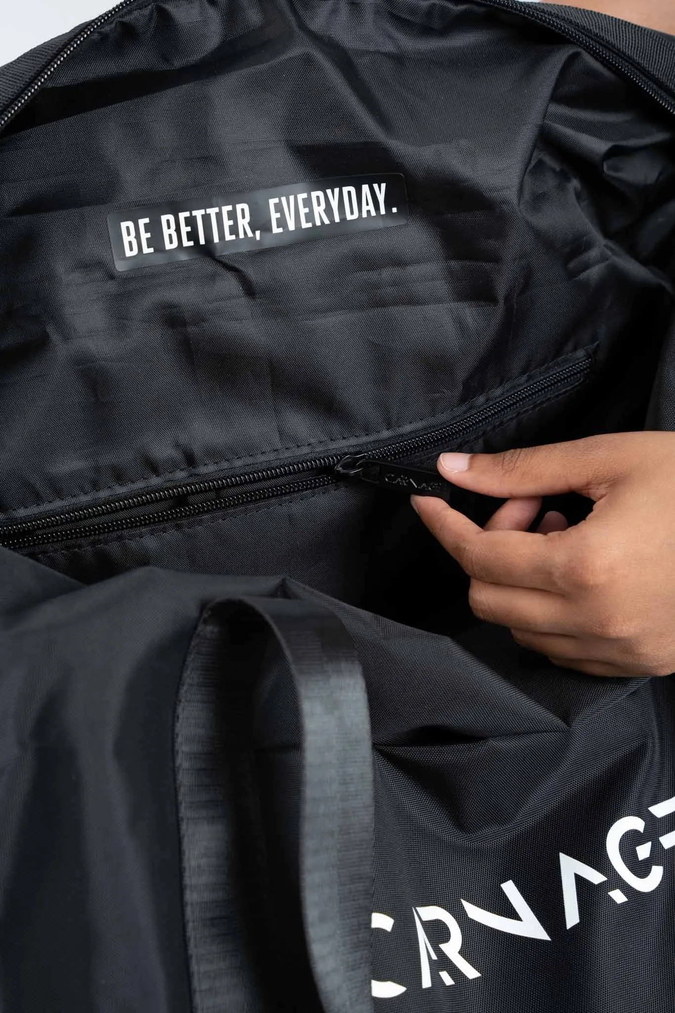 Sure! Here’s an optimized title for the product:

Spacious Heavy-Duty Duffel Bag - Durable and Versatile Travel Companion