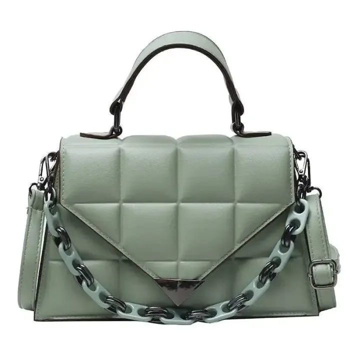 Chic Elegance: Luxurious Women’s Bag