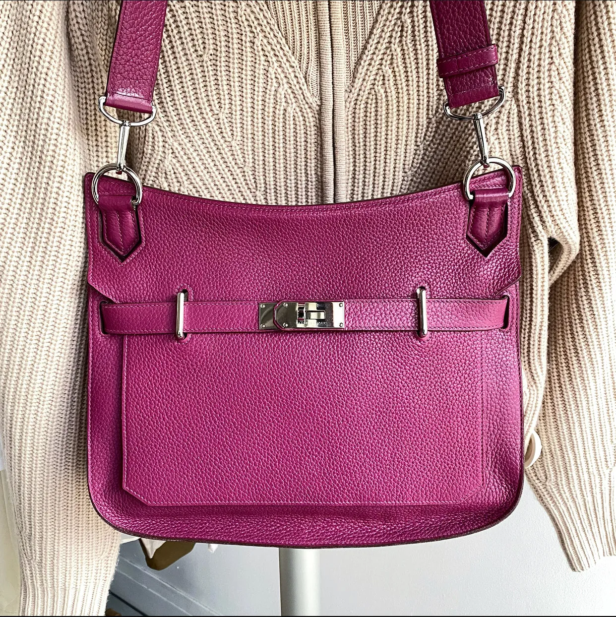 Hermes Tosca Magenta Taurillon Clemence Jypsiere 34 Crossbody Bag