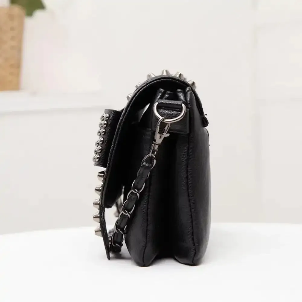 Skull Rivet PU Leather Shoulder Bag: Edgy Glam for Fashionistas!